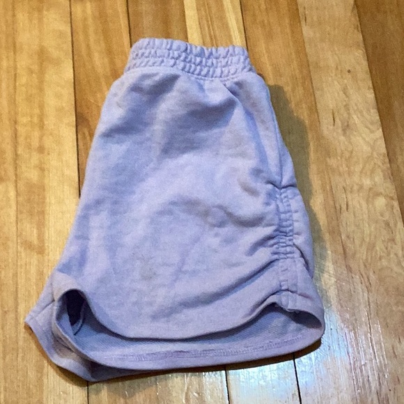 H&M shorts - Picture 3 of 3